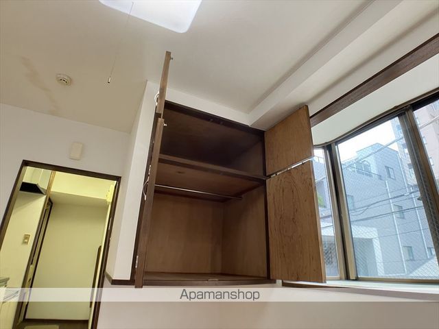 大友ロイヤルタウン相模原の内装写真