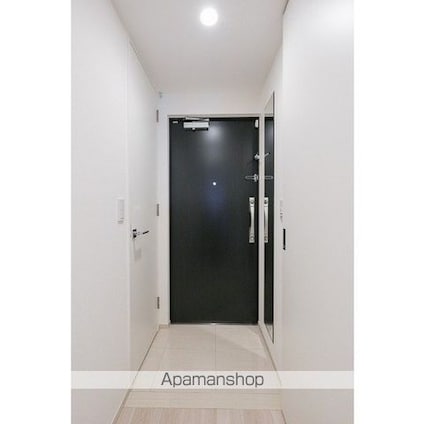 コンフォリア東上野[2LDK/50.78m2]の玄関