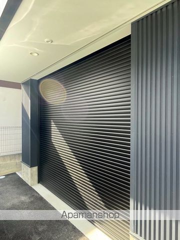 曳馬5丁目戸建てガレージハウスの外観写真