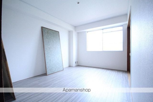 草野マンション21号館の内装写真