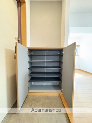 和歌山県和歌山市湊２丁目[1LDK/39.8m2]の内装3