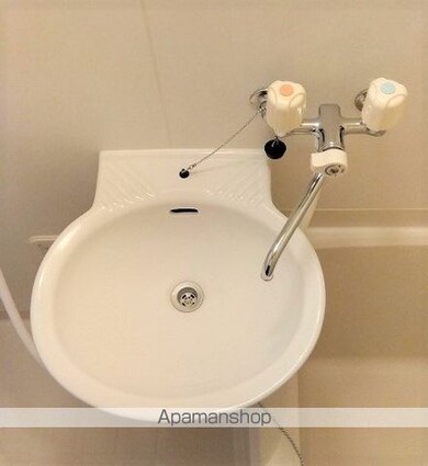 レオパレスフルート[1K/20.81m2]の洗面所