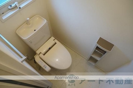 メゾンソレイユ[2LDK/66.4m2]のトイレ