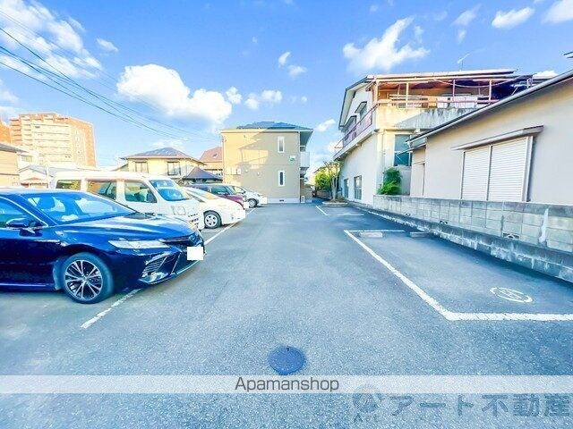 ディアス竹原[1LDK/46.49m2]の駐車場1