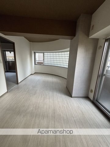 IMPROVETENROKUの内装写真