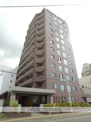 三和マンションの外観写真