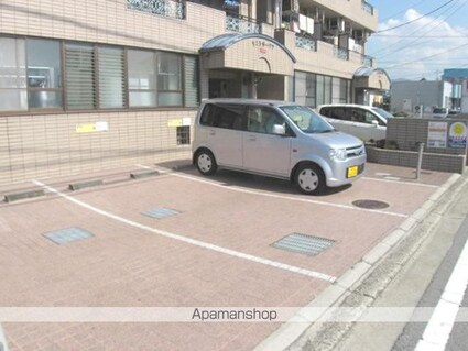 セントポーリア西館[1DK/27.84m2]の駐車場