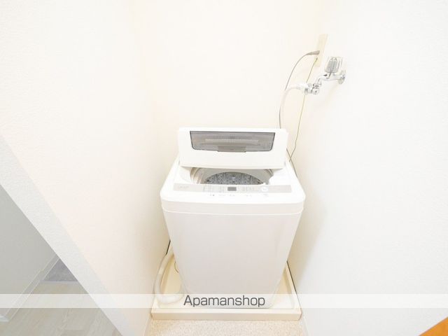 CANVASSすすきのの内装写真