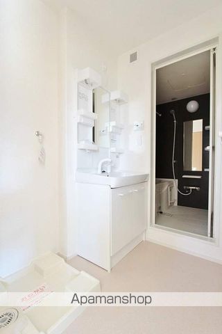 メゾンリヴィエールBの内装写真