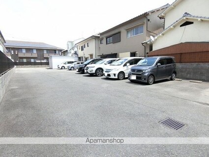 パークメゾン　Ｂ棟[2LDK/54.76m2]の駐車場