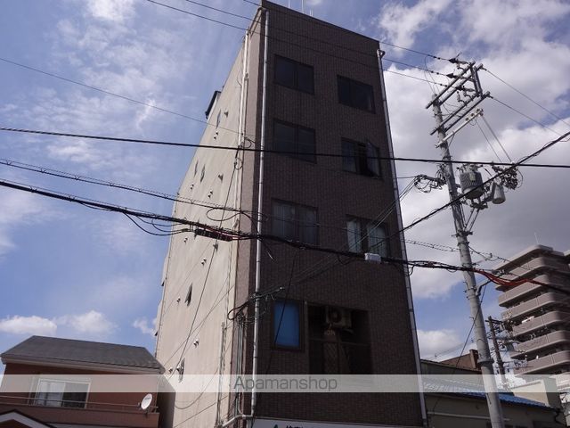 イーストコートの外観写真