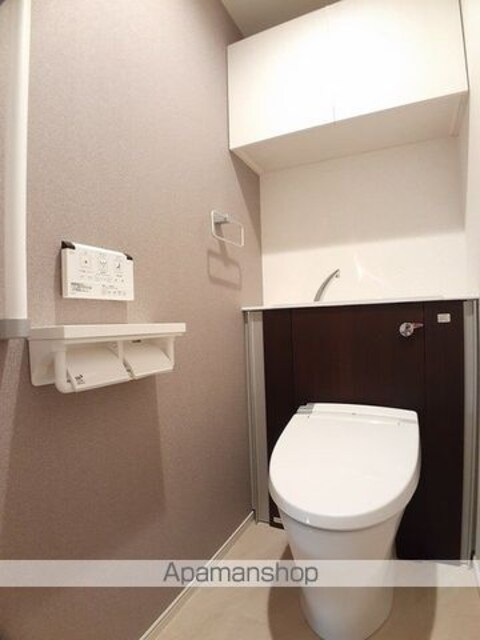 和歌山県和歌山市紀三井寺[2LDK/62.27m2]のトイレ