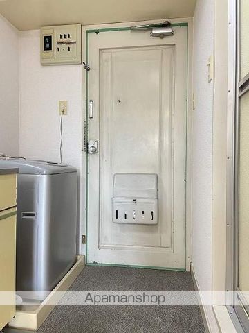 ロイヤルハイツ池田の内装写真
