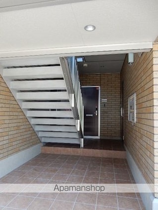 ゴールドウイング　Ｂ棟[2LDK/51.68m2]のエントランス3