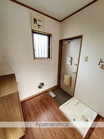 東急田園都市線 宮崎台駅 徒歩10分 2階建 築24年の内装写真