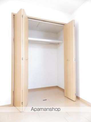 ベル・コリーヌ壱番館[2LDK/45.14m2]の収納