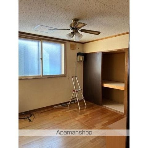 小樽市桂岡町戸建の内装写真