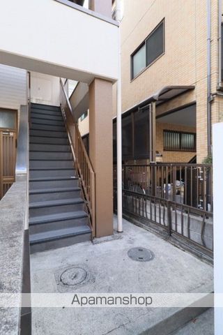 メゾン半谷の玄関写真