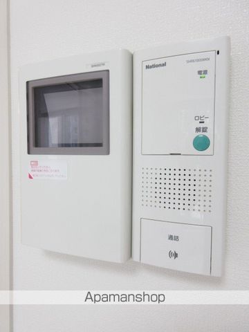 アストリア大通の内装写真