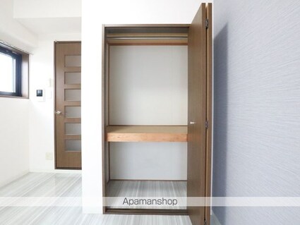 フォルトゥーナ荒畑[1K/24.08m2]の収納