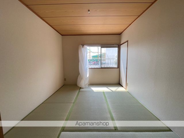 ガーデンハイツナカムラの内装写真