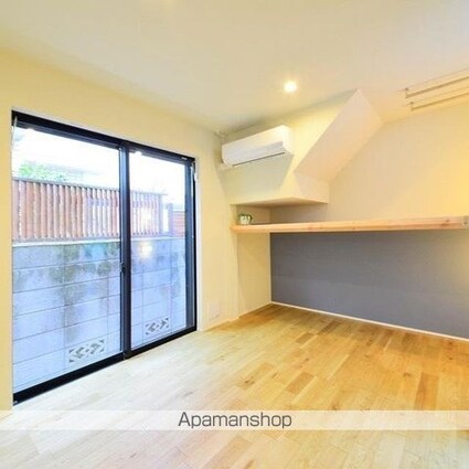 グランエッグス杉並松庵[1R/18.72m2]のバルコニー