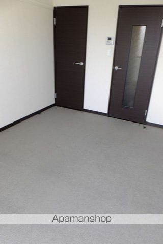 レオパレスヴィース泰光の内装写真