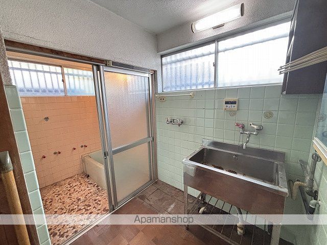 南海電鉄多奈川線 深日町駅 徒歩2分 1階建 築61年の内装写真