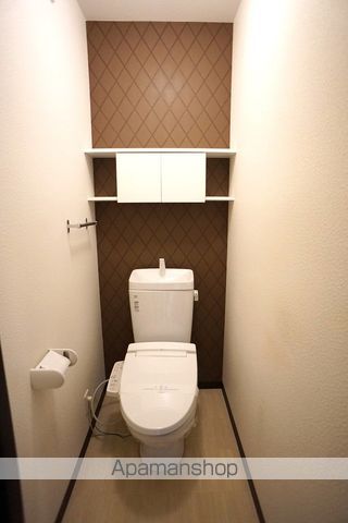 ネフェルティティの内装写真