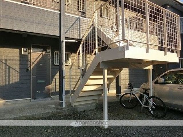 ホワイトハウスCの玄関写真