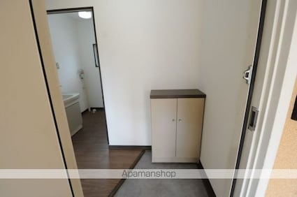 フレグランス増沢Ｂ棟[2DK/42m2]の玄関