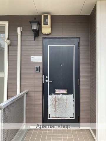 ハイツ悠Bの玄関写真