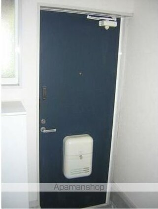 ドリームパレス由良[1K/26m2]のエントランス