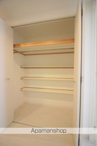 ADEN江戸堀の内装写真