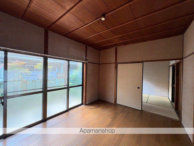 十日市西町平屋の内装写真