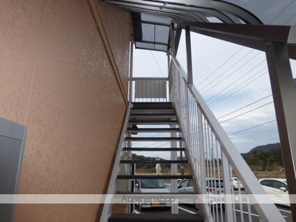 ハートフル信楽[2DK/39m2]のエントランス