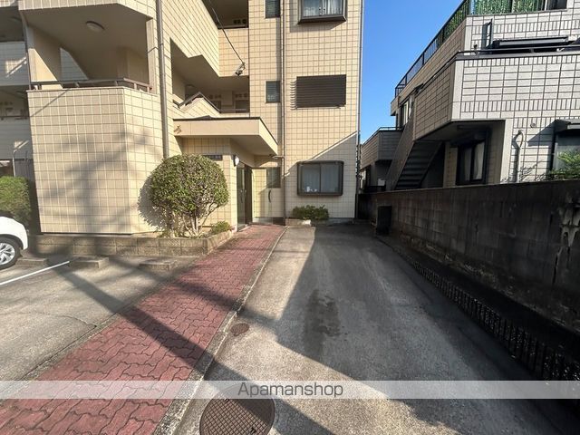 シャトー原市の玄関写真