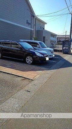 ボヌール・Ｆ　Ｂ[2LDK/57.96m2]の駐車場