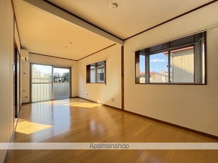 東京都立川市富士見町２丁目[2LDK/46.44m2]のリビング・居間