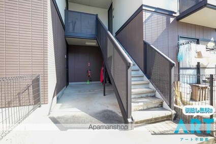 フレグランス枝松　Ａ棟[3DK/46m2]のエントランス2