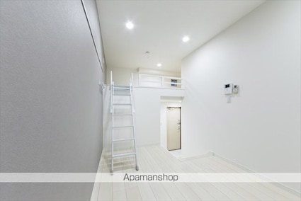 ＭＡＲＩＮＥ　ＲＥＳＩＤＥＮＣＥ　ＳＨＩＲＡＨＡＴＡ[1R/19.92m2]のリビング・居間