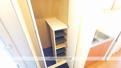 レオパレスマリナⅡ[1K/23.27m2]の玄関