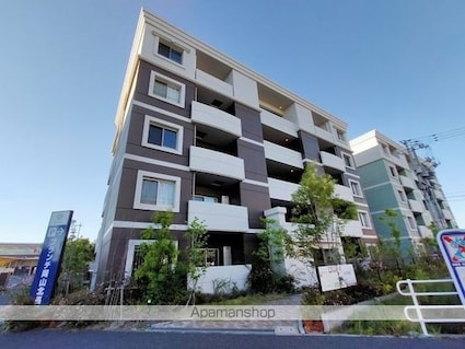 Ｓｈａｌｌｏｗ　Ｇａｒｄｅｎ　Ａ棟[2LDK/64.5m2]の外観