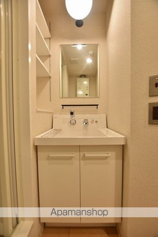 ラヴェーラ円山鳥居前の内装写真