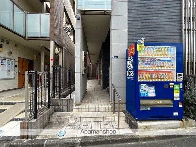 ミランダＬＵＡＮＡ[1K/21.47m2]のエントランス