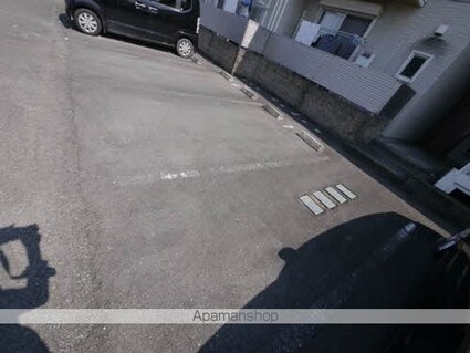 ミロワール　Ａ棟[3LDK/64.84m2]の駐車場2