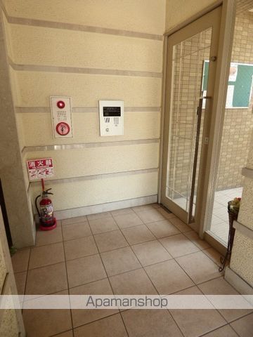CRUM−1の内装写真