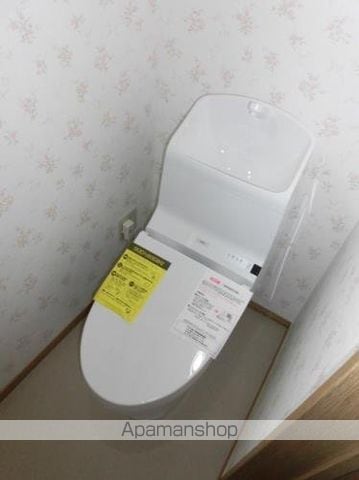一関市 2階建 築9年の内装写真