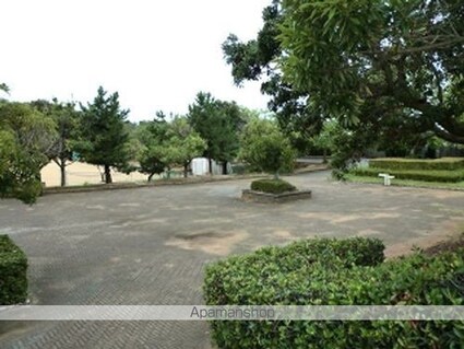 カーサ　ヒルズ　Ⅱ[2DK/42.89m2]の周辺3