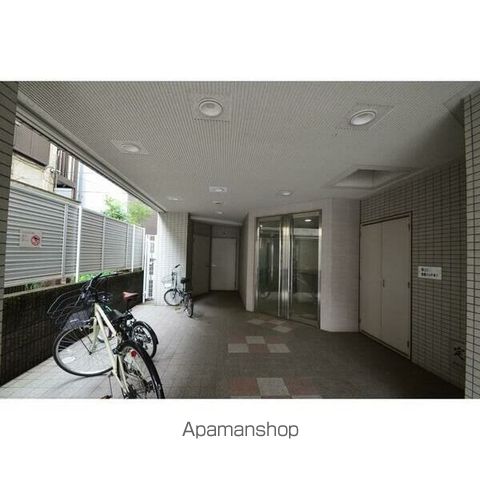 メゾン椿の玄関写真
